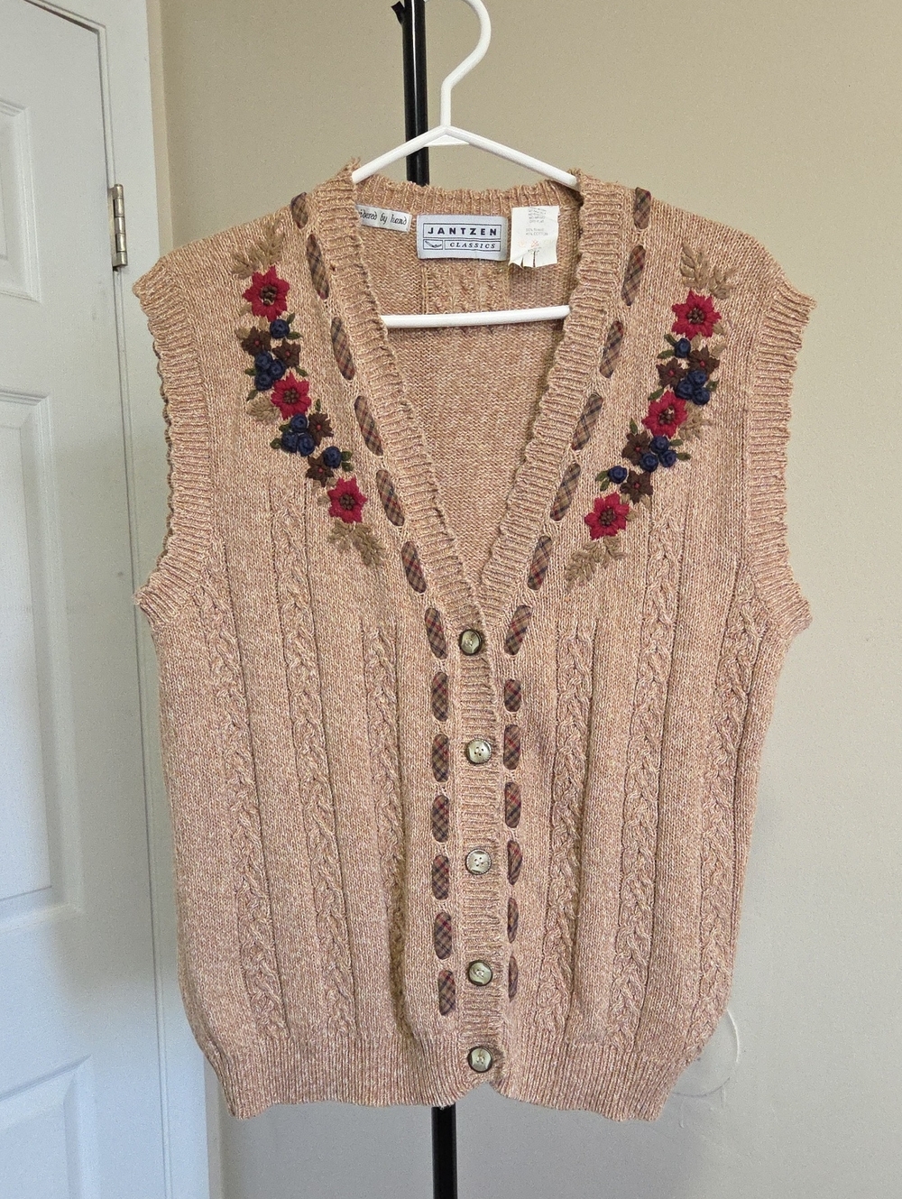 Jantzen Cotton Blend Women's Embroidered Cable Knit Sweater Vest - Blush